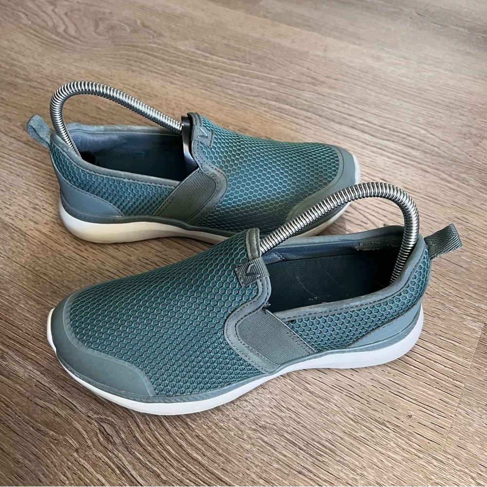 Vionic Julianna Pro Sage Mesh‎ size 6.5